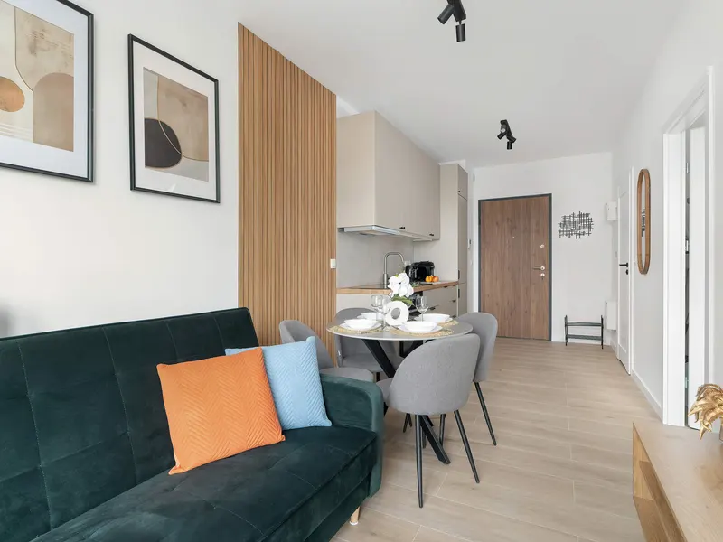 Jasny Apartament z Balkonem | Siłownia i Parking – zdjęcie 2