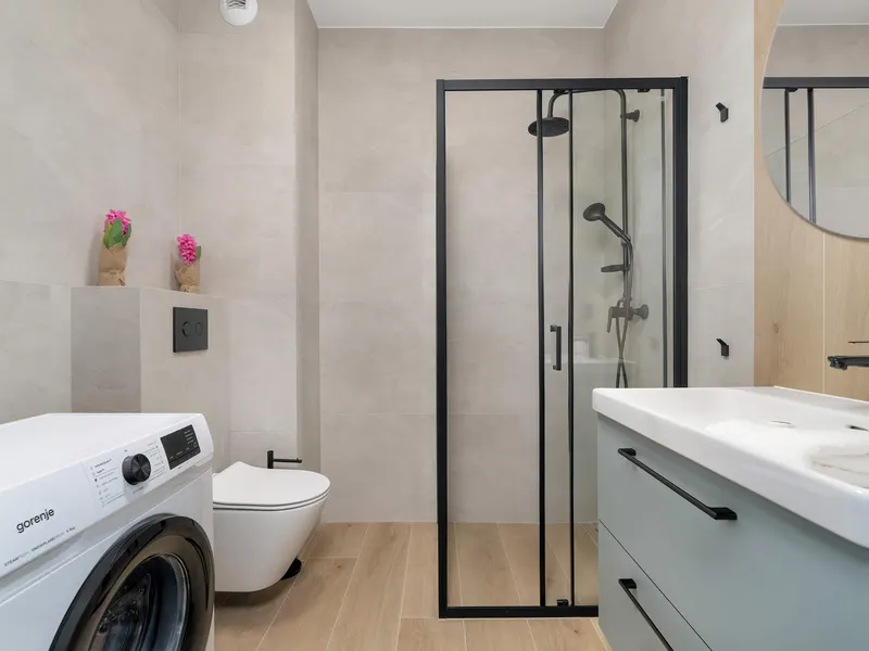 Jasny Apartament z Balkonem | Siłownia i Parking – zdjęcie 5