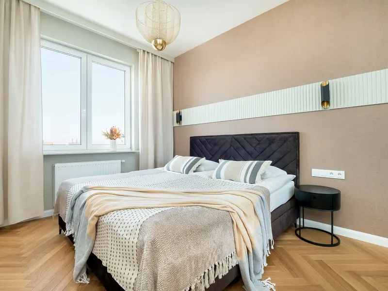 Air-conditioned Apartment with Balcony | Parking in Garage – photo 2