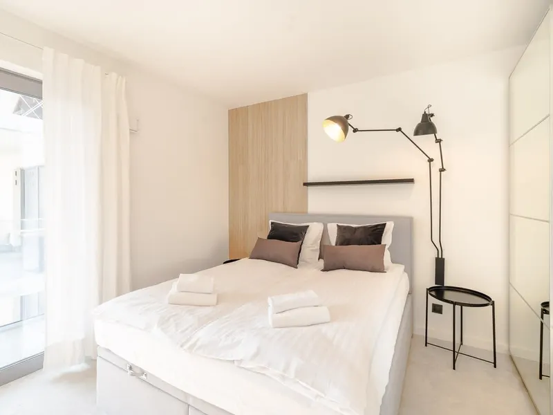 Stylowy Apartament z Balkonem | 250 m do Plaży – zdjęcie 2