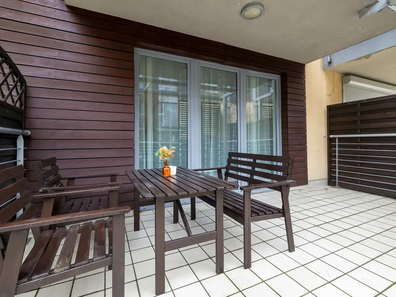 Geräumige Wohnung | Terrasse und Tiefgarage – Foto 4