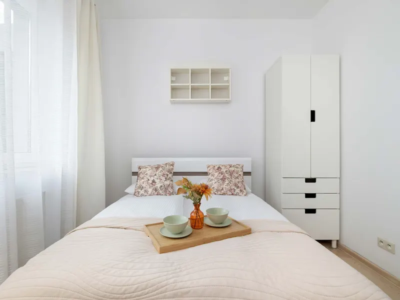 Geräumige Wohnung | Terrasse und Tiefgarage – Foto 3