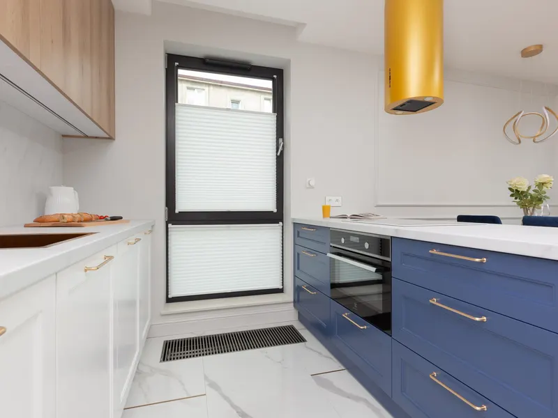 Geräumige Wohnung | Stadtzentrum | 2 Schlafzimmer | Balkon | Parkplatz – Foto 4