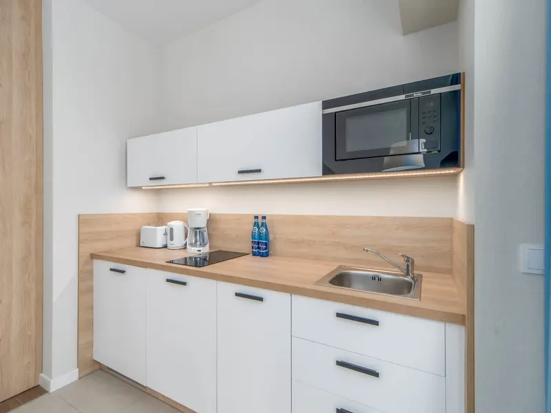 Modern Studio with Balcony | Parking, 450 m to the Beach – photo 3