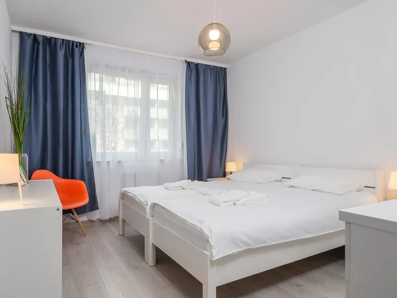 Jasny Apartament na Starym Mieście | Balkon i Parking – zdjęcie 2