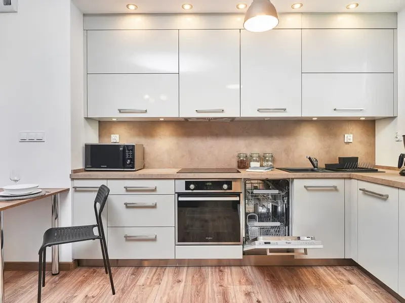 Nowoczesny Apartament w Centrum | Balkon i Parking – zdjęcie 3