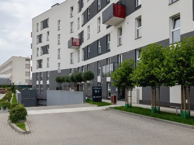 Przestronny Apartament | 2 Sypialnie, Parking, Miejsce do Pracy – zdjęcie 5