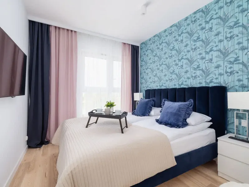 Przestronny Apartament | 2 Sypialnie, Parking, Miejsce do Pracy – zdjęcie 2