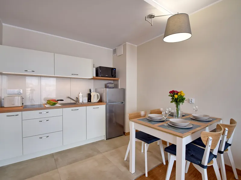 Bright Apartment in Miedzyzdroje | Parking and Balcony – photo 3