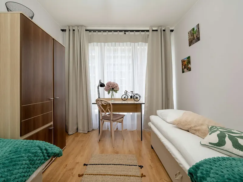 Komfortowy Apartament | Parking i Miejsce do Pracy – zdjęcie 2
