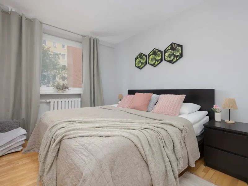 Spacious Apartment | Air Conditioning, Balcony, close to the Stadium – photo 2