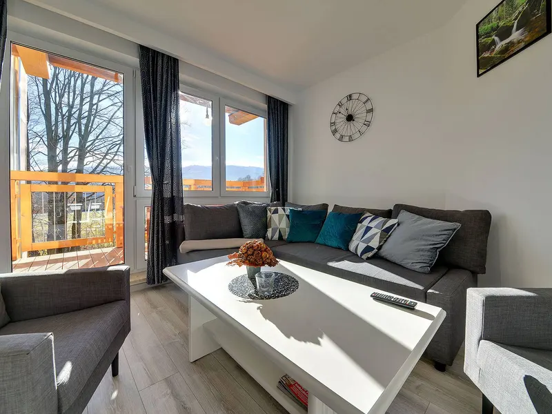 Górski Apartament z Balkonem | Widok na Karkonosze i Parking – zdjęcie 1