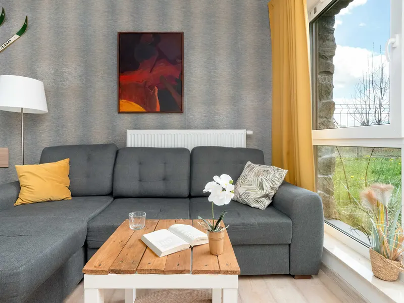Geräumige Wohnung mit Garten | Zwei Schlafzimmer | Parkplatz – Foto 1