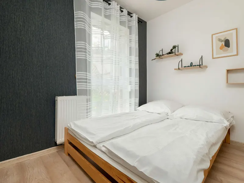 Geräumige Wohnung mit Garten | Zwei Schlafzimmer | Parkplatz – Foto 2