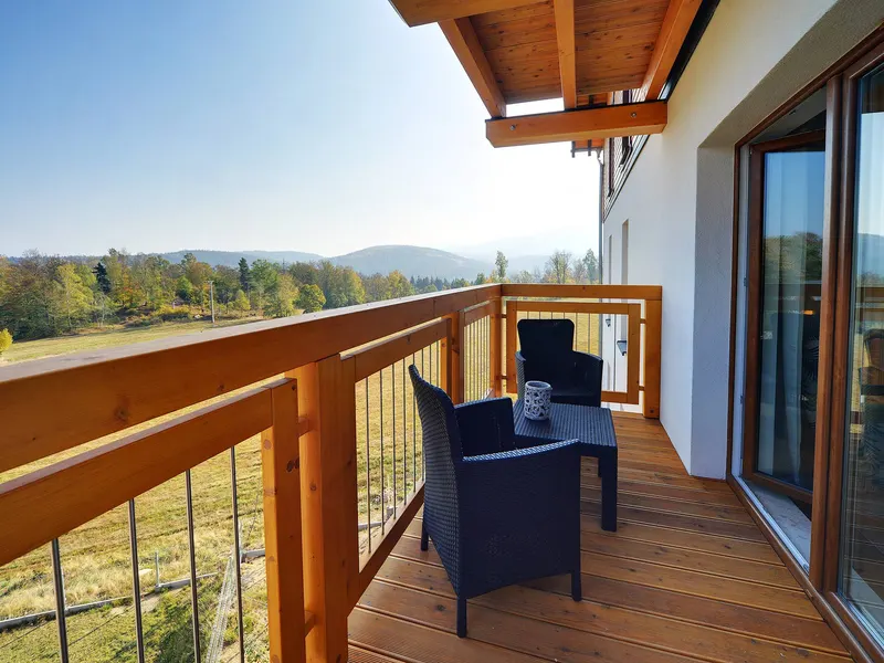 Wohnung mit Bergblick | Balkon und Parkplatz – Foto 2