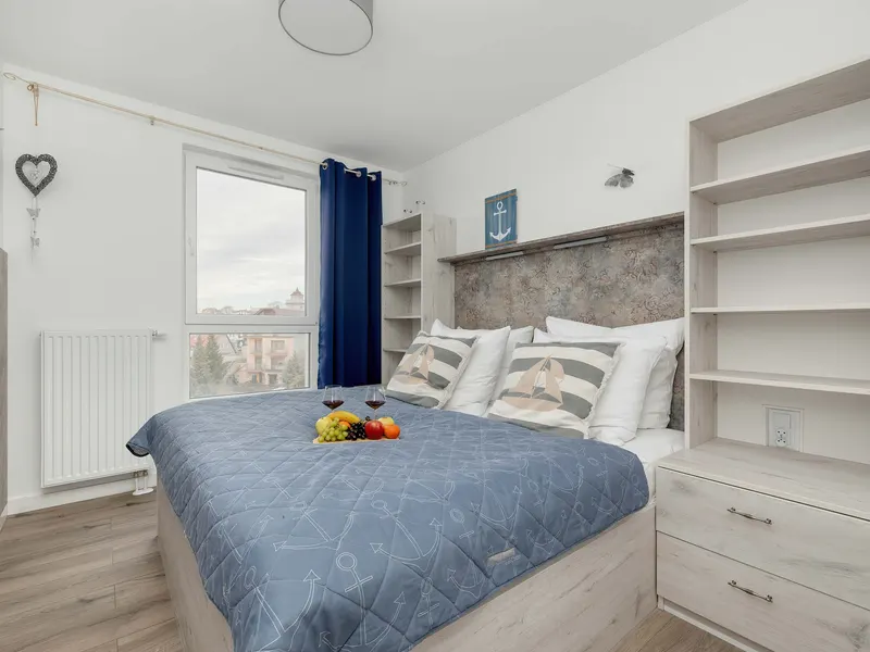 Słoneczny Apartament z Balkonem | Parking | 5 min do Plaży – zdjęcie 2
