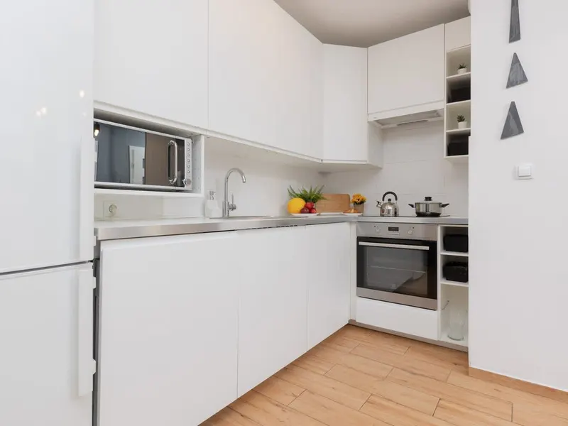 Sonnige Wohnung in Wola | Parkplatz | Balkon – Foto 3