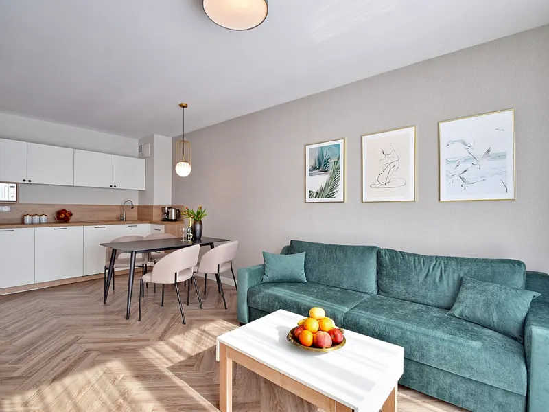 Komfortowy Apartament z Balkonem | Parking | Blisko Plaży – zdjęcie 5