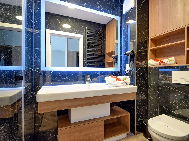 Komfortowy Apartament z Balkonem | Parking | Blisko Plaży – zdjęcie 3