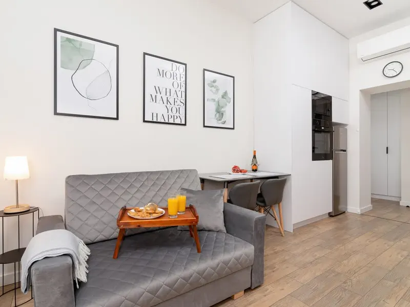 Krakow Studio Wawrzynca by Noclegi Renters – photo 1