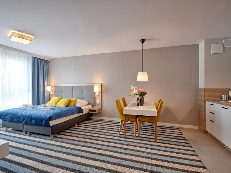 Komfortowe Studio Blisko Plaży | Balkon i Parking – zdjęcie 5