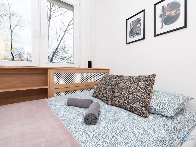Stilvolle Wohnung mit Arbeitsplatz | 500 m zum Park – Foto 2