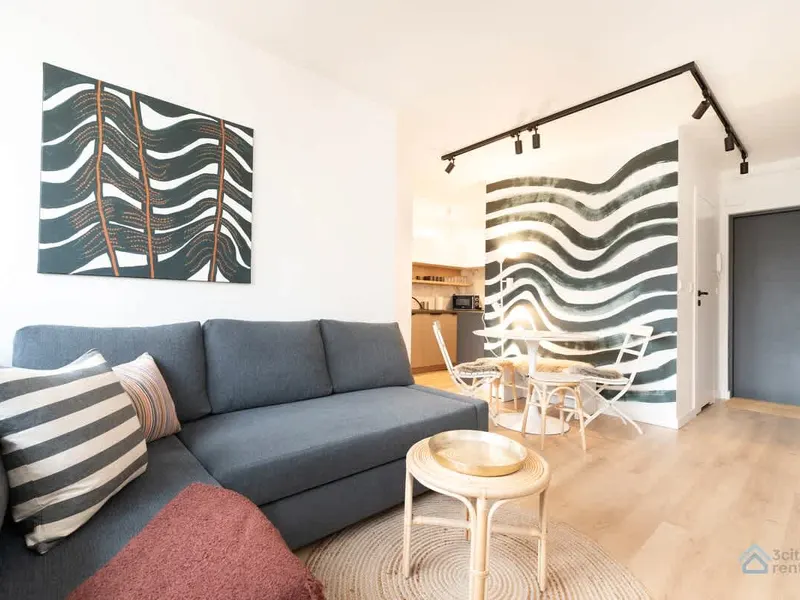 Stilvolle Wohnung mit Arbeitsplatz | 500 m zum Park – Foto 1