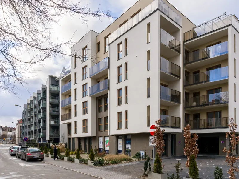 Elegant Apartment in the Center | Parking and Balcony – photo 5