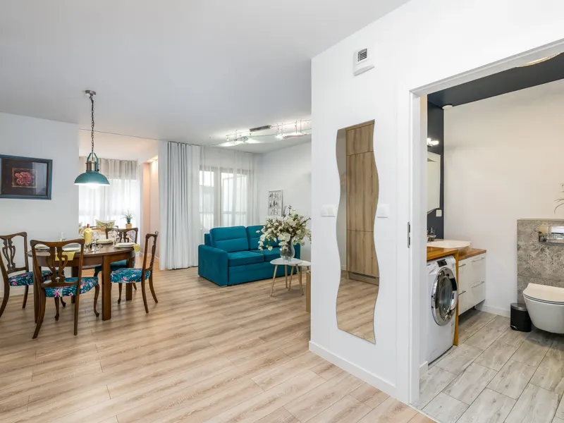 Elegant Apartment in the Center | Parking and Balcony – photo 4