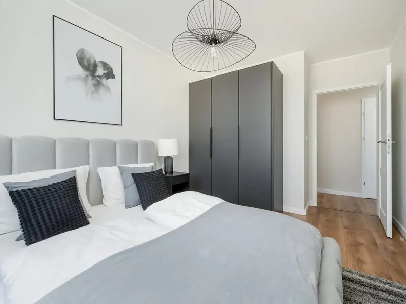 Przestronny Apartament z Balkonem | Parking | Blisko Parku – zdjęcie 3