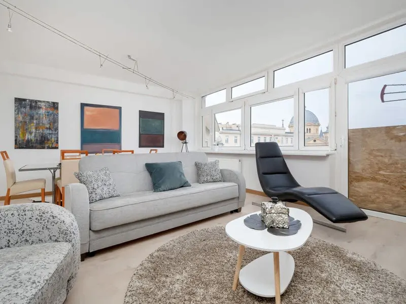 Bright Apartment with a Balcony | A Place to Work – photo 1