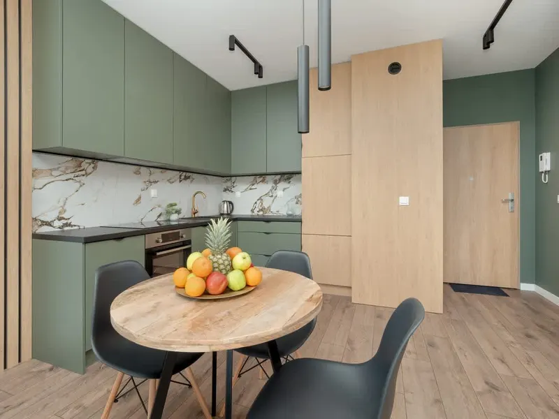 Stylish Apartment with Balcony | Private Parking – photo 3