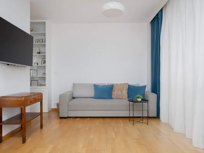 Modern Apartment | Parking, Balcony, close to Metro – photo 1