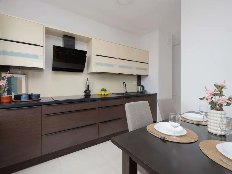 Modern Apartment | Parking, Balcony, close to Metro – photo 3