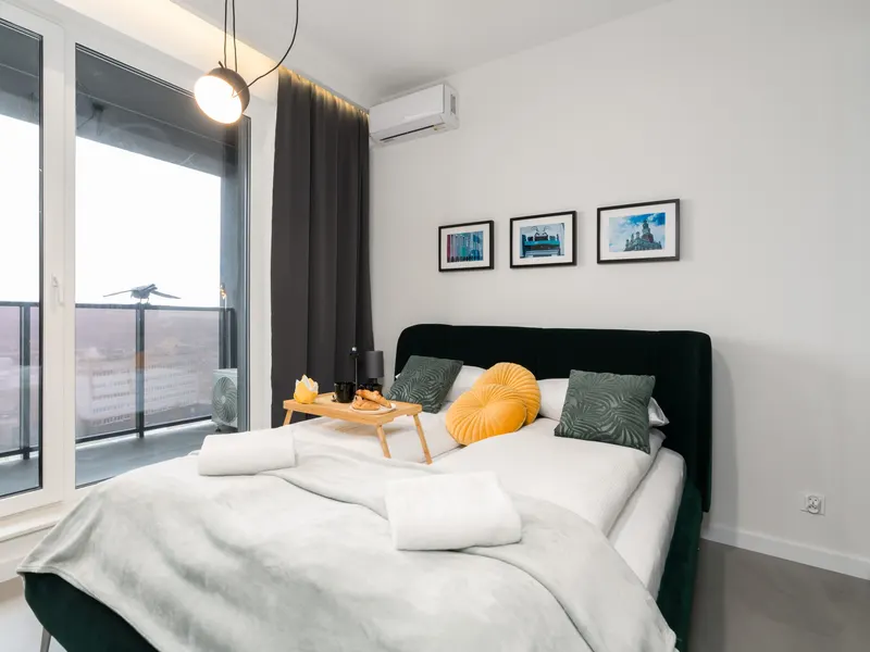 Elegancki Apartament z Balkonem | Parking w Garażu & Klimatyzacja – zdjęcie 3