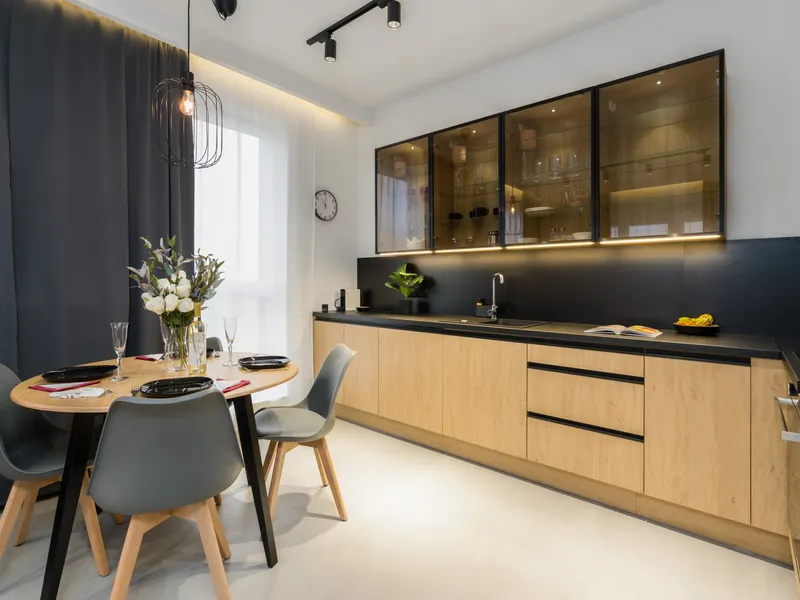 Elegancki Apartament z Balkonem | Parking w Garażu & Klimatyzacja – zdjęcie 4