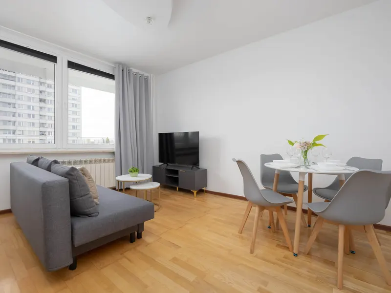Spacious Apartment | 3 Bedrooms, Balcony, Close to Metro – photo 2