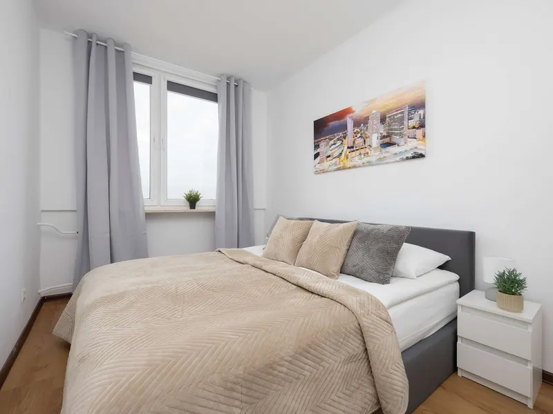 Spacious Apartment | 3 Bedrooms, Balcony, Close to Metro – photo 1