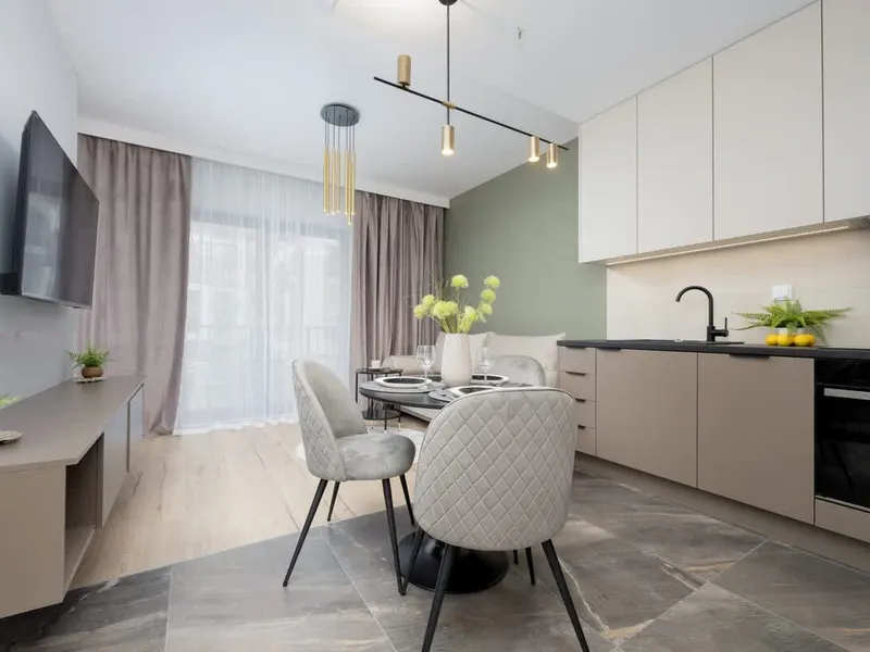 Praktisches Studio in Mokotow | Parkplatz | Schreibtisch – Foto 2