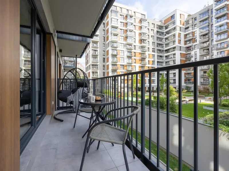 Eleganckie Studio na Mokotowie | Parking i Balkon – zdjęcie 4