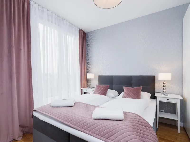 Stylowy Apartament z 2 Sypialniami | Parking i Balkon – zdjęcie 2