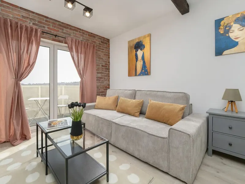 Elegant Studio with Balcony | Parking | Workspace – photo 5