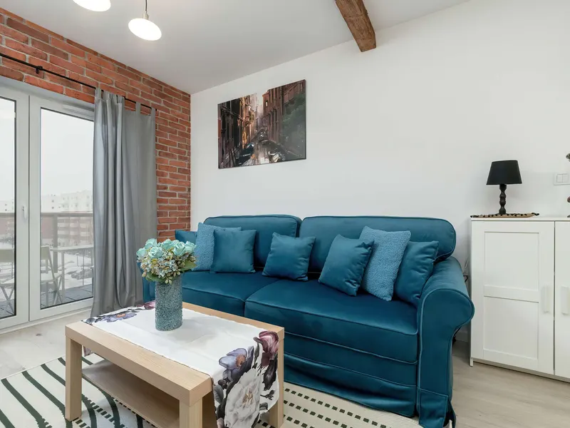 Stylish Studio with Balcony | Private Parking and Workspace – photo 1