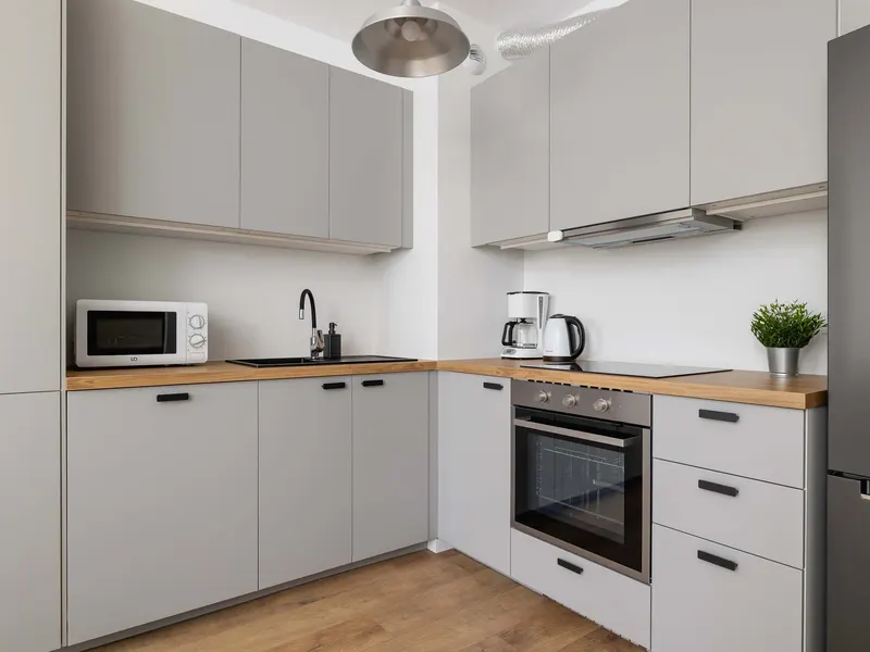 Stylish Apartment with Air Conditioning | Balcony and Parking – photo 3