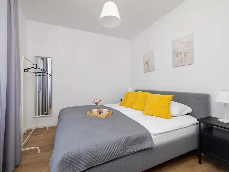 Stylish Apartment with Balcony | Parking | Air Conditioning | Workspace. – photo 2