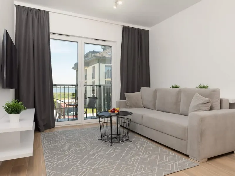 Elegantes Apartment | Golfblick und Balkon – Foto 1