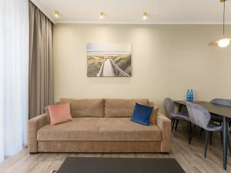 Komfortables Appartement mit Balkon | Parkplatz | Nähe zum Strand – Foto 1