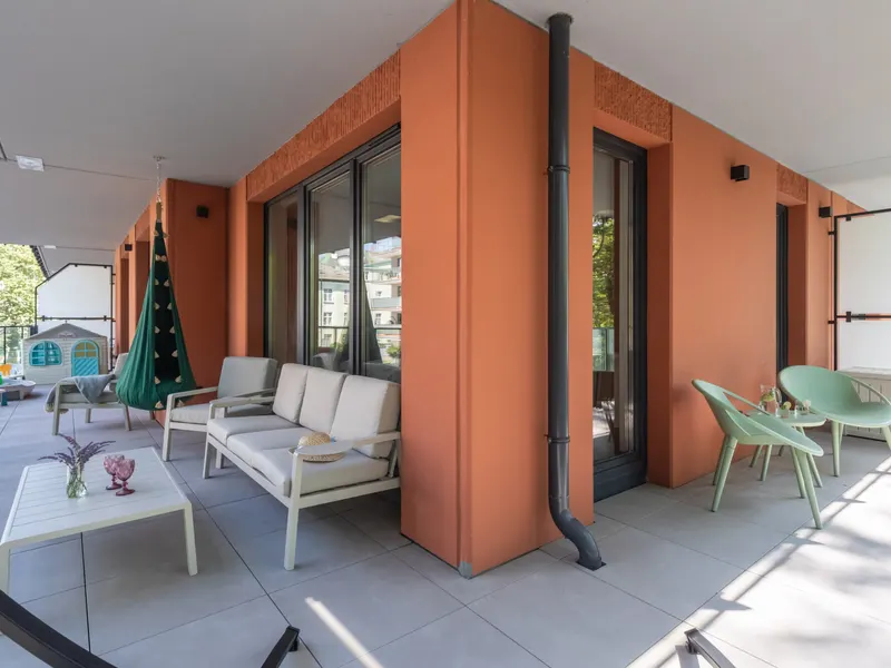 Rodzinny Apartament z 2 Sypialniami | Balkon z Piaskownicą – zdjęcie 4