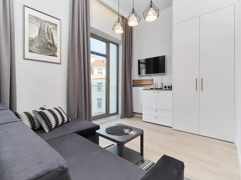 Comfortable Studio | Balcony with River View – photo 3