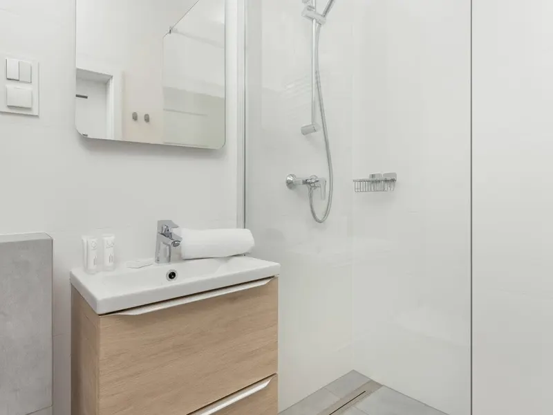 Stylowy Apartament w Centrum | Miejsce do Pracy – zdjęcie 5